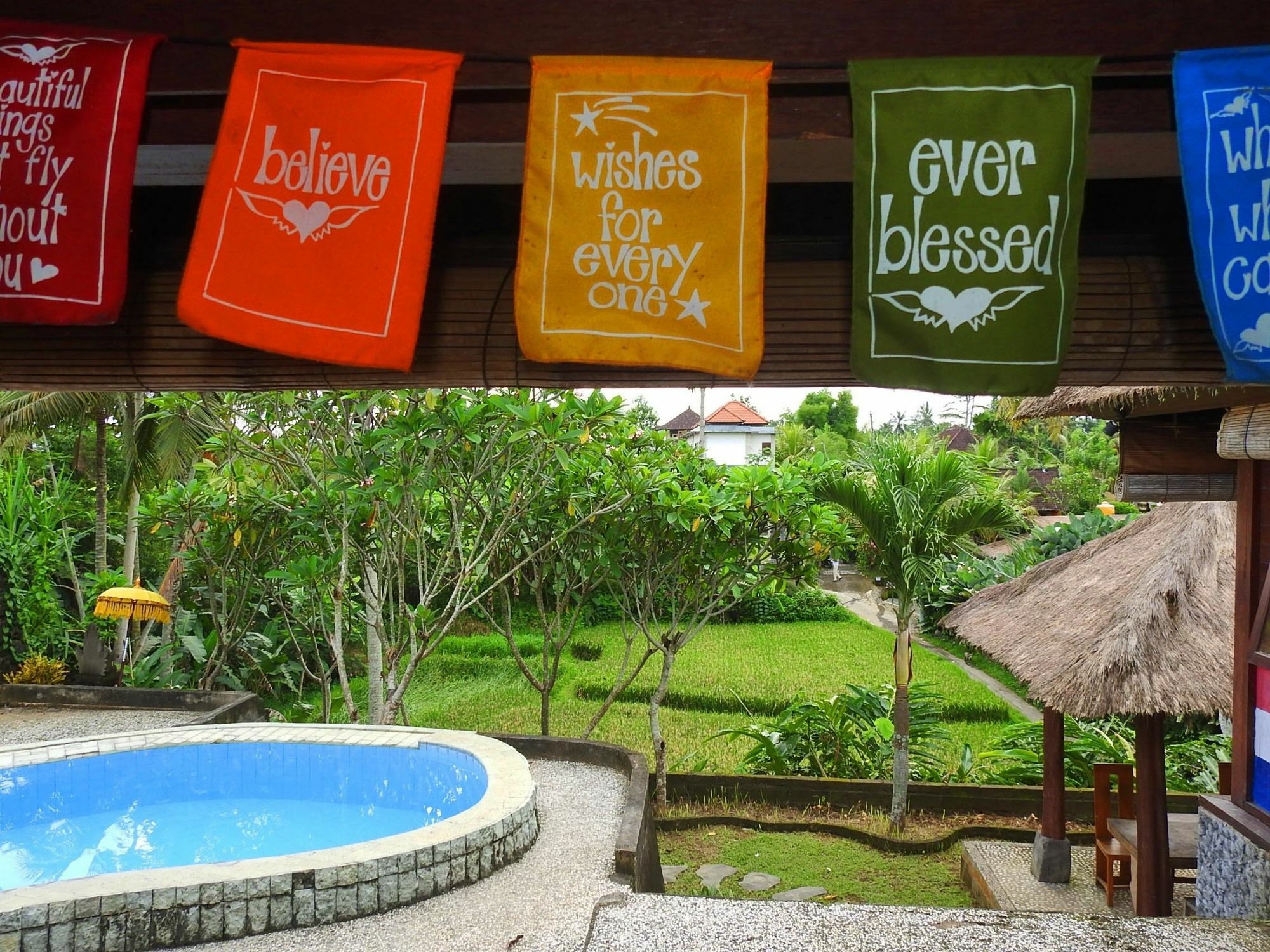 Mandala Hostel Ubud מראה חיצוני תמונה